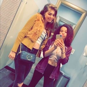 Meet your Posher, Sabrina